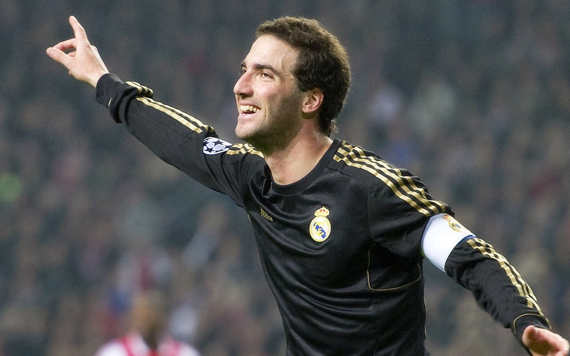 “新加坡赛场，游泳与水上芭蕾谁能笑到最后？”